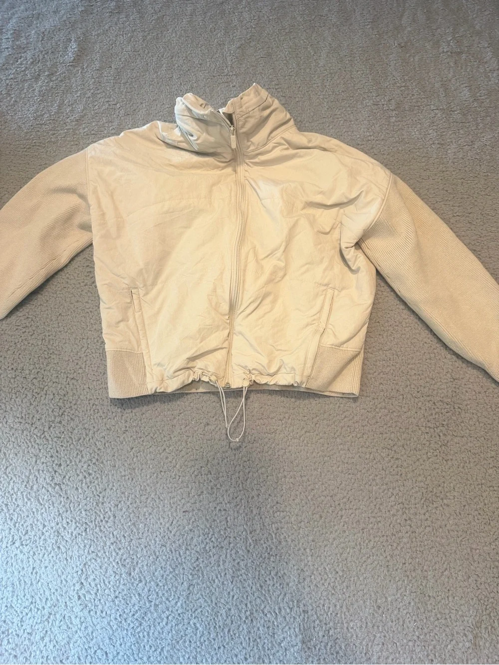 Lululemon Ribbed Softstreme Cropped Jacket size 4
